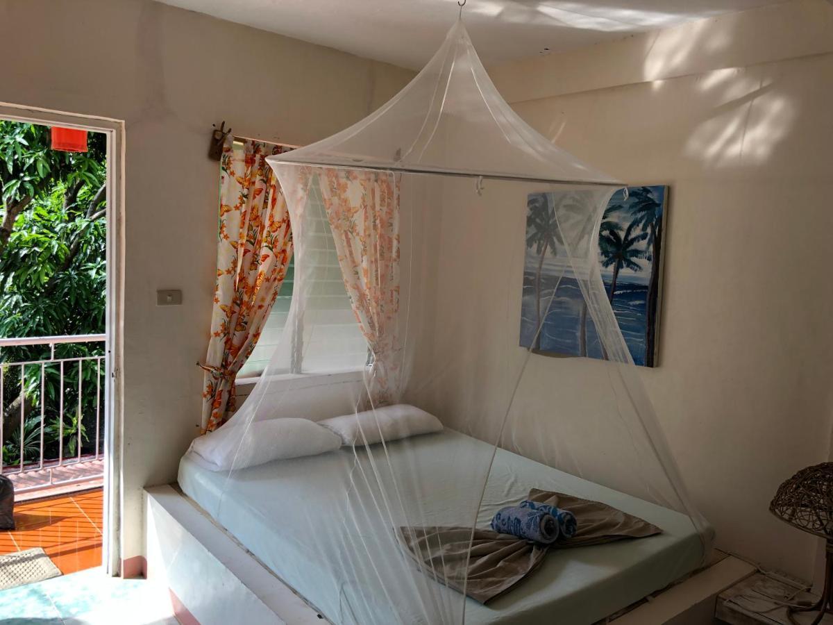 Puerto Galera Hostel Kültér fotó